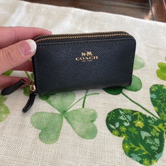 Coach Handbags - Coach Leather Card Holder Double Zipper